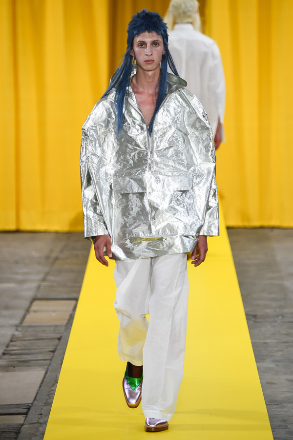 ウォルター ヴァン ベイレンドンク(Walter Van Beirendonck) 2018年春夏メンズコレクション シルエット - 写真36