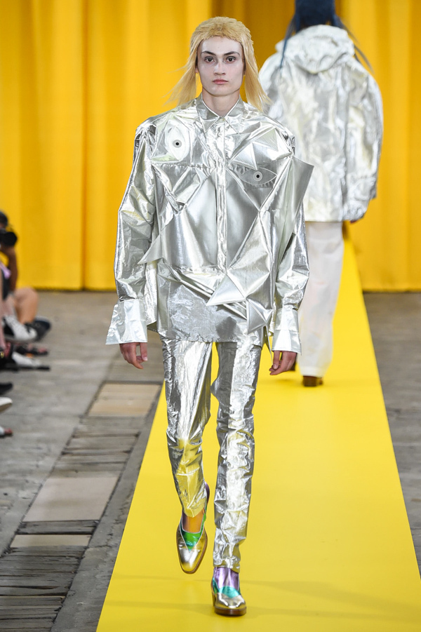 ウォルター ヴァン ベイレンドンク(Walter Van Beirendonck) 2018年春夏メンズコレクション シルエット - 写真37