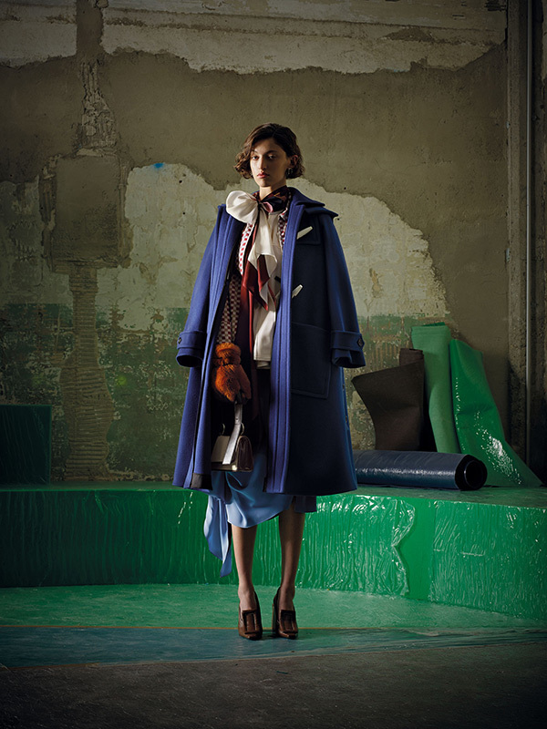 マルニ 2017年プレフォールコレクション - コートを主役に装飾的なスタイリングを楽しむ | 写真