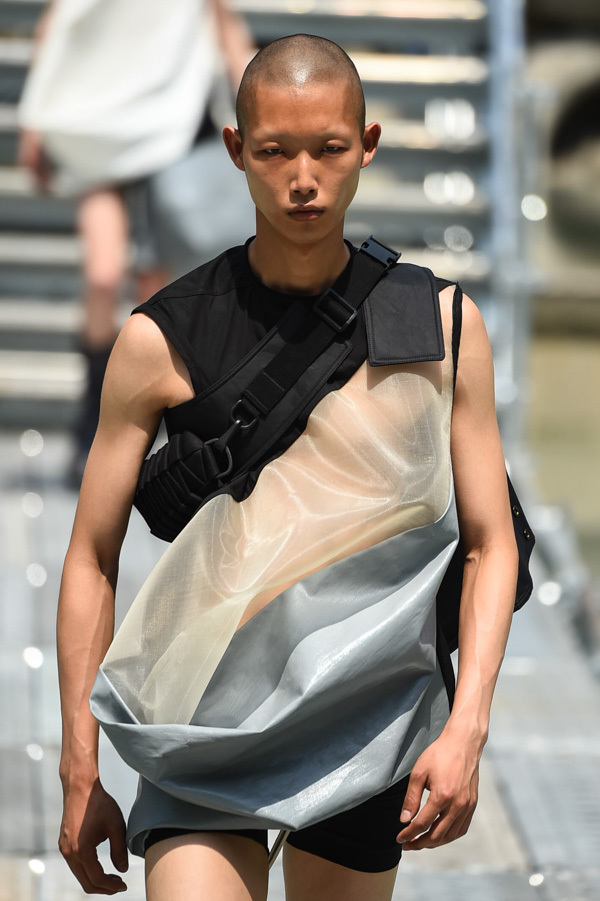 リック・オウエンス(Rick Owens) 2018年春夏メンズコレクション  - 写真3