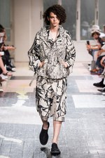 ヨウジヤマモト 2018年春夏メンズコレクション - 言葉とその絵が示すこと｜写真27