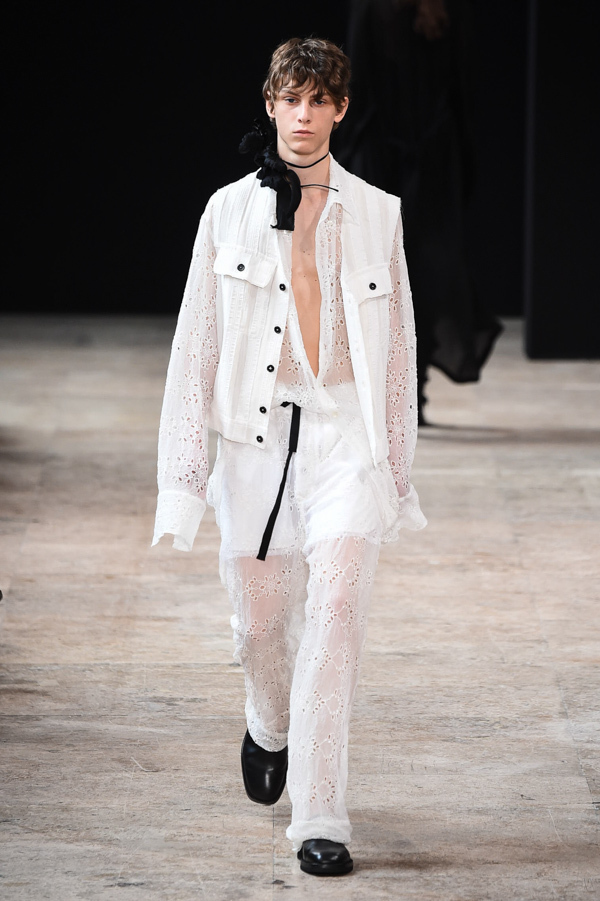アン ドゥムルメステール(ANN DEMEULEMEESTER) 2018年春夏メンズコレクション  - 写真67