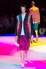 コム デ ギャルソン・オム プリュス 2018年春夏コレクション、“服の哲学”に触れるショータイム｜写真41