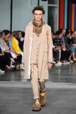 sacai 2018年春夏メンズコレクション - 国境と季節を超えたsacai流ハイブリッド｜写真1