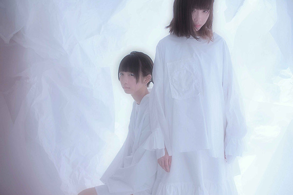 バルムングのデザイナーHACHI、新ブランド「Ω(オーム)」をスタート - 若者の心の揺らぎを表現