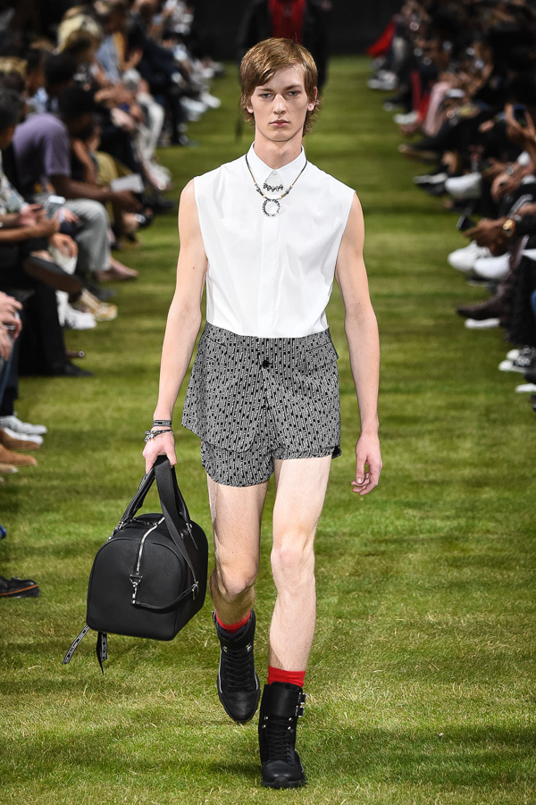 ディオール オム(DIOR HOMME) 2018年夏メンズコレクション  - 写真27