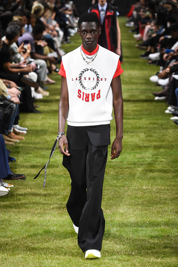 ディオール オム(DIOR HOMME) 2018年夏メンズコレクション  - 写真33