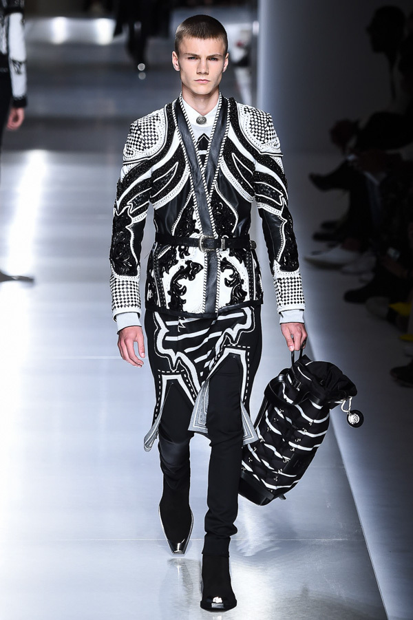 バルマン(BALMAIN) 2018年春夏ウィメンズ&メンズコレクション シルエット - 写真8