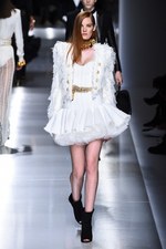 バルマン 2018年春夏メンズコレクション - ゴシックやパンクのハードスタイルを現代的に｜写真102