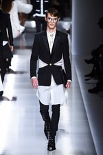 バルマン 2018年春夏メンズコレクション - ゴシックやパンクのハードスタイルを現代的に｜写真106