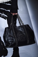 バルマン 2018年春夏メンズコレクション - ゴシックやパンクのハードスタイルを現代的に｜写真32