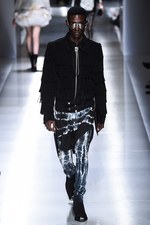 バルマン 2018年春夏メンズコレクション - ゴシックやパンクのハードスタイルを現代的に｜写真33