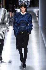 バルマン 2018年春夏メンズコレクション - ゴシックやパンクのハードスタイルを現代的に｜写真46