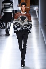 バルマン 2018年春夏メンズコレクション - ゴシックやパンクのハードスタイルを現代的に｜写真48