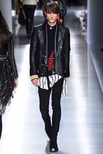 バルマン 2018年春夏メンズコレクション - ゴシックやパンクのハードスタイルを現代的に｜写真58