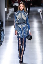 バルマン 2018年春夏メンズコレクション - ゴシックやパンクのハードスタイルを現代的に｜写真68