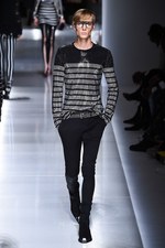 バルマン 2018年春夏メンズコレクション - ゴシックやパンクのハードスタイルを現代的に｜写真91