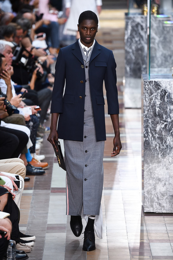 Thom Browne メンズ フーディ カラーブロック 国内発送 クラシック ループバック 4BAR フルジップアップ フーディー