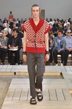 アレキサンダー・マックイーン 2018年春夏メンズコレクション - 美しきテーラリングの力｜写真21
