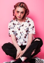 キャンディ ストリッパー×とんだ林蘭、“シュールなナース”をデザインしたTシャツや半袖シャツ｜写真9