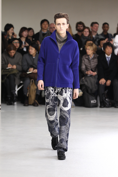 イッセイ ミヤケ メン(ISSEY MIYAKE MEN) 2012-13年秋冬 メンズコレクション  - 写真11