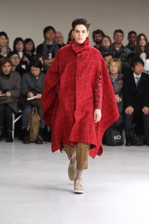 イッセイ ミヤケ メン 2012-13年秋冬コレクション - 日本の重ねの手法落とし込んだ、味わい深い服作り|写真18