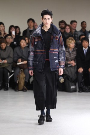 イッセイ ミヤケ メン 2012-13年秋冬コレクション - 日本の重ねの手法落とし込んだ、味わい深い服作り|写真23