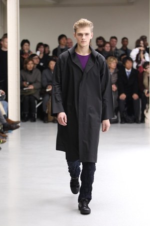 イッセイ ミヤケ メン 2012-13年秋冬コレクション - 日本の重ねの手法落とし込んだ、味わい深い服作り|写真24