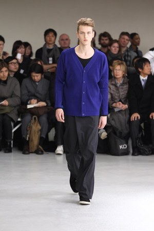 イッセイ ミヤケ メン 2012-13年秋冬コレクション - 日本の重ねの手法落とし込んだ、味わい深い服作り|写真27