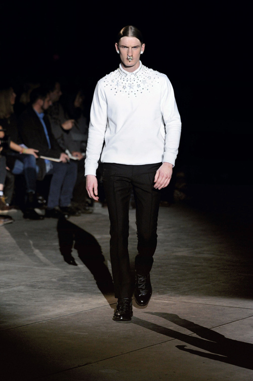 ジバンシィ バイ リカルド ティッシ (Givenchy by Riccardo ジバンシィ バイ リカルド ティッシ (Givenchy by Riccardo