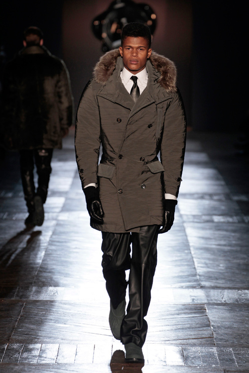ヴィクター＆ロルフ(VIKTOR & ROLF) 2012-13年秋冬 メンズコレクション  - 写真6