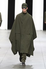 ディオールオム 2012-13年秋冬コレクション - ミリタリーとラグジュアリーのコラボレーション｜写真23