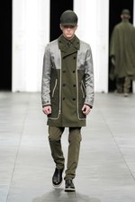 ディオールオム 2012-13年秋冬コレクション - ミリタリーとラグジュアリーのコラボレーション｜写真26