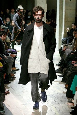 ヨウジヤマモト 2012-13年秋冬メンズコレクション - それぞれの道をゆく男達に贈るスタイル｜写真39