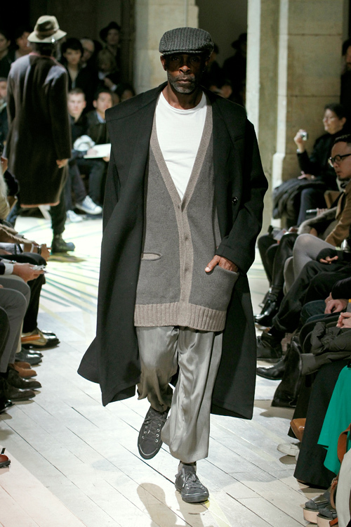 ヨウジヤマモト(Yohji Yamamoto) 2012-13年秋冬 メンズコレクション  - 写真38