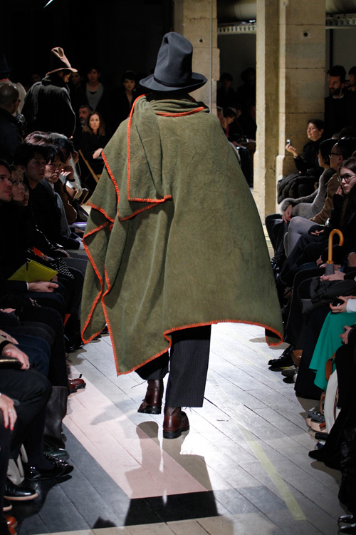 ヨウジヤマモト(Yohji Yamamoto) 2012-13年秋冬 メンズコレクション  - 写真43