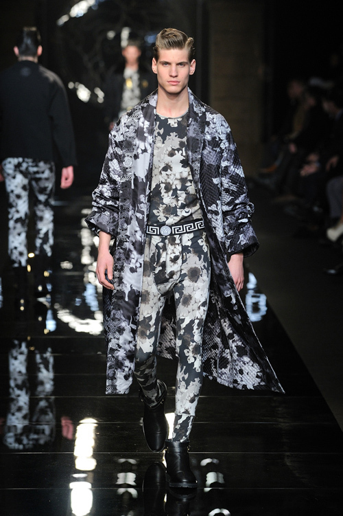ヴェルサーチェ 2012-13年秋冬 <span>コレクション</span> - 写真26