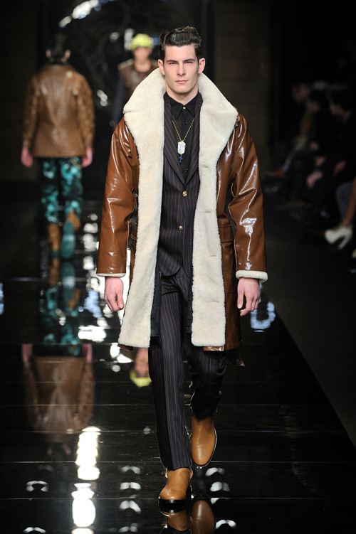 ヴェルサーチェ 2012-13年秋冬 <span>コレクション</span> - 写真35