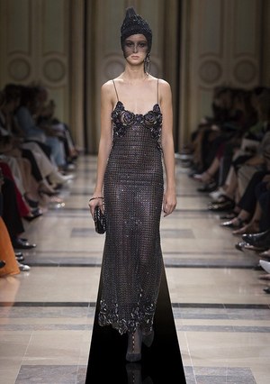 ジョルジオ アルマーニ プリヴェ17年秋冬オートクチュールコレクション - 花と夜空が誘う神秘の世界｜写真32