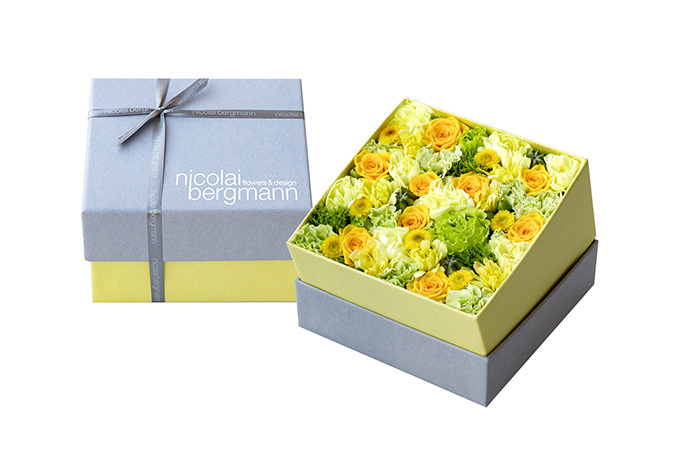 ニコライ バーグマンの夏限定フラワーボックス、シトラスイエローとライムグリーンの花々を詰め込んで | 写真