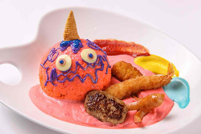 原宿KAWAII MONSTER CAFEの夏メニュー、ピンクモンスターバーガーやクラゲケーキ | 写真