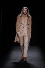 メゾン マルタン マルジェラ 2012-13年秋冬メンズコレクション - 再解釈され変容する衣服たち｜写真1