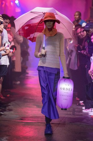ラフ シモンズ2018年春夏コレクション - オリエンタルとトラッドで表現するストリートスタイル｜写真9
