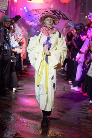 ラフ シモンズ2018年春夏コレクション - オリエンタルとトラッドで表現するストリートスタイル｜写真39