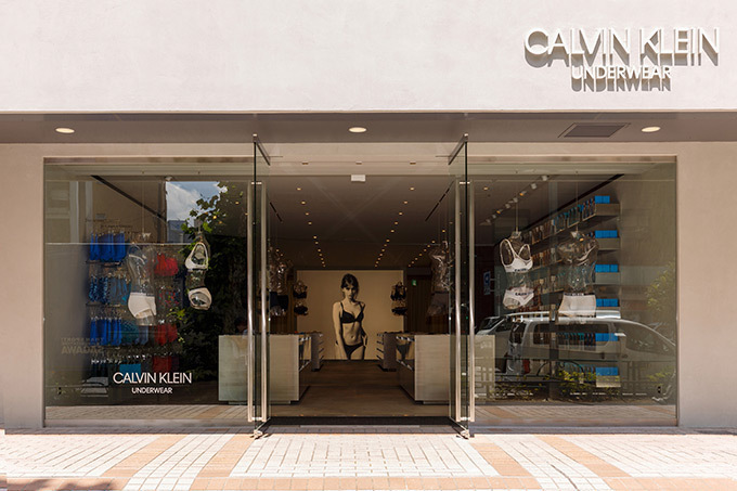 カルバン・クライン、アンダーウェア専門路面店を東京・原宿に - メンズ＆ウィメンズを展開 | 写真