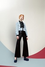 パメオ ポーズ 17年秋コレクション -三姉妹 ”かしまし娘”たちが魅せるフォールルック｜写真17