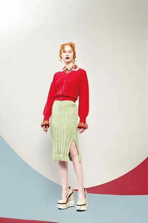 パメオ ポーズ 17年秋コレクション -三姉妹 ”かしまし娘”たちが魅せるフォールルック｜写真24