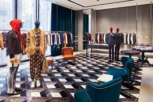 グッチ銀座がリニューアル、メンズ＆ウィメンズのフルラインナップを 