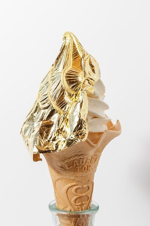 金沢発「金箔ソフト」が東京初上陸、ギンザ シックスで数量限定