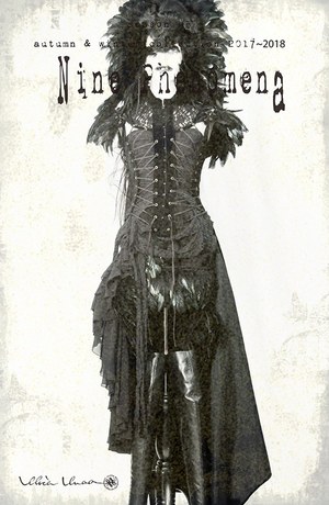 アリスアウアア 2017-18年秋冬コレクション、北欧神話の”戦”の巫女のように力強く美しく|写真2